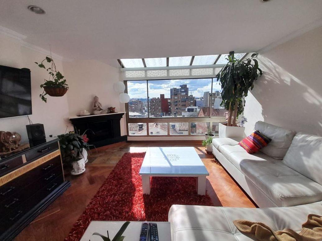 Apartamento de 3 alcobas en venta en El Seminario, Bogotá, 114 m² · foto 2 de 20