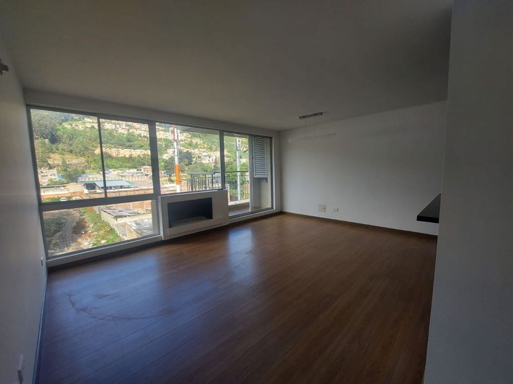 Apartamento de 3 alcobas en arriendo en Santa Teresa, Bogotá, 103 m² · foto 2 de 19
