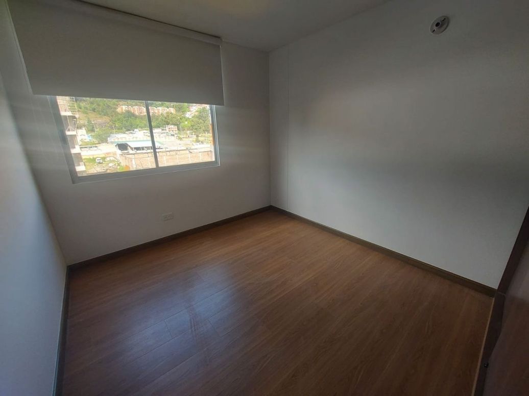Apartamento de 3 alcobas en arriendo en Santa Teresa, Bogotá, 103 m² · foto 5 de 19