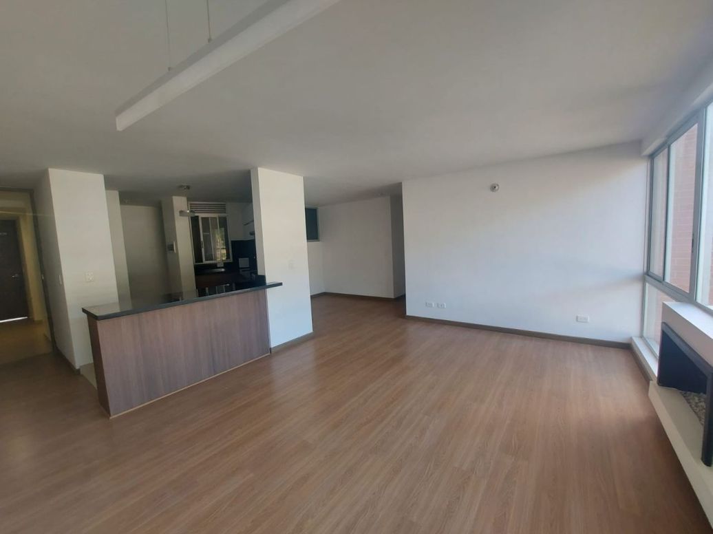 Apartamento de 3 alcobas en arriendo en Santa Teresa, Bogotá, 103 m² · foto 9 de 19