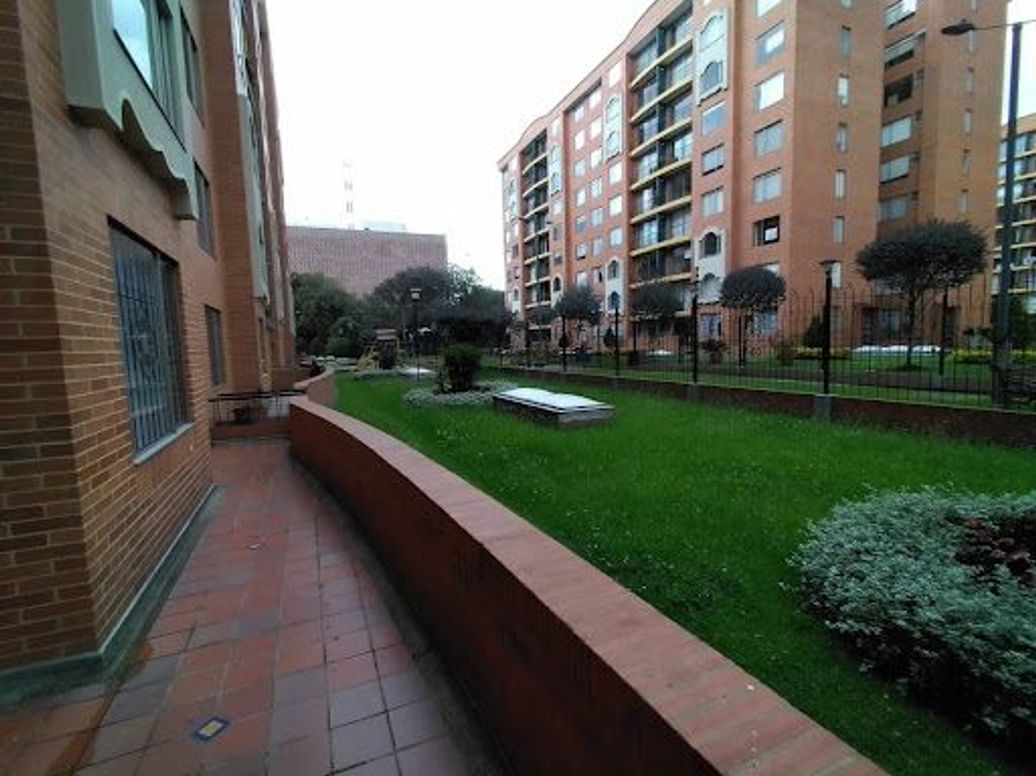 Apartamento de 3 alcobas en arriendo en Ciudad Salitre Suroriental, Bogotá, 76 m² · foto 4 de 20