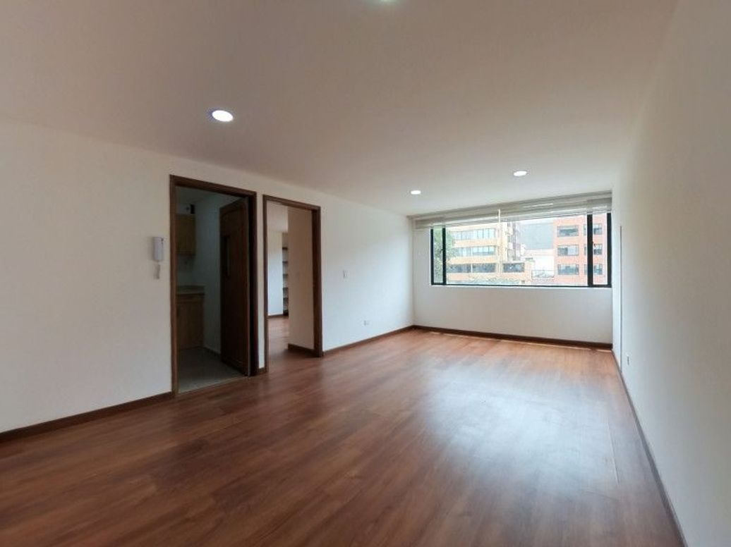 APARTAMENTO EN ARRIENDO en Santa Barbara Central