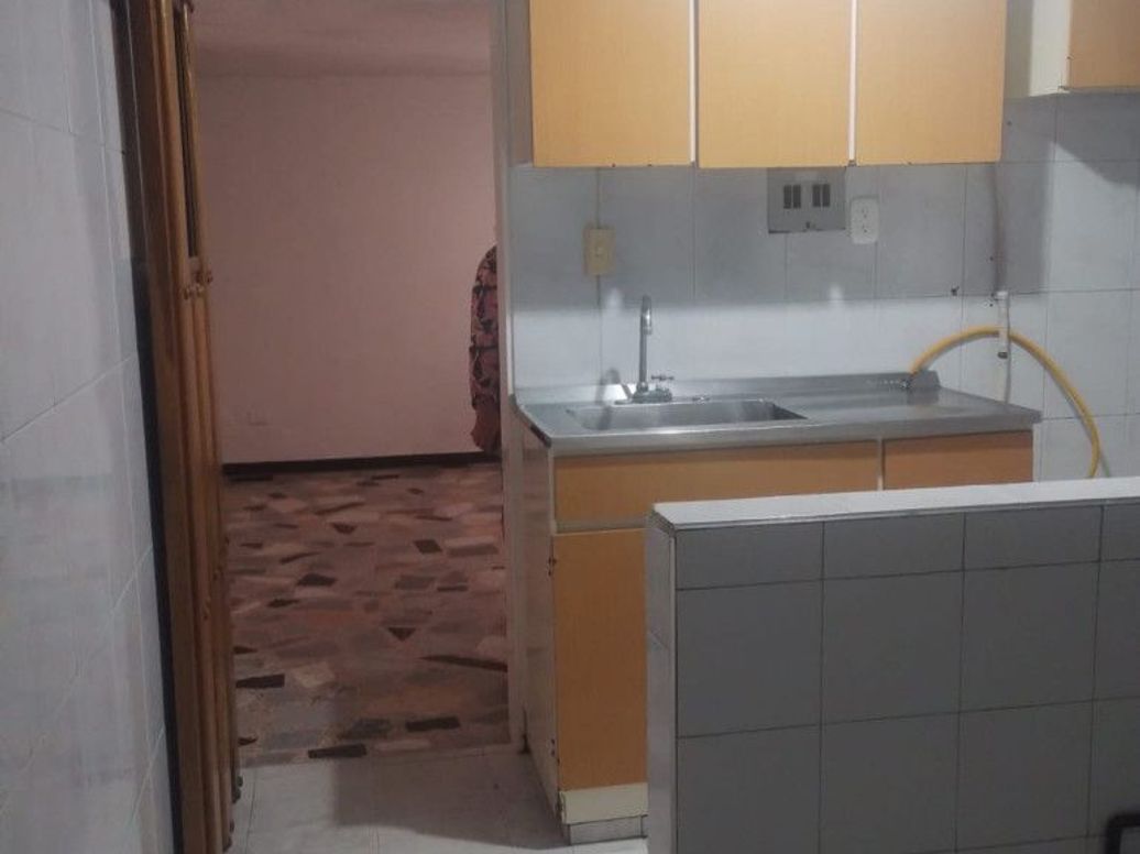 Casa de 10 alcobas en venta en Restrepo Occidental, Bogotá, 500 m² · foto 17 de 20