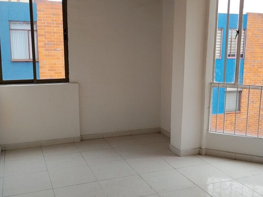 Apartamento de 3 alcobas en venta en Paris, Bogotá, 60 m² · foto 9 de 12
