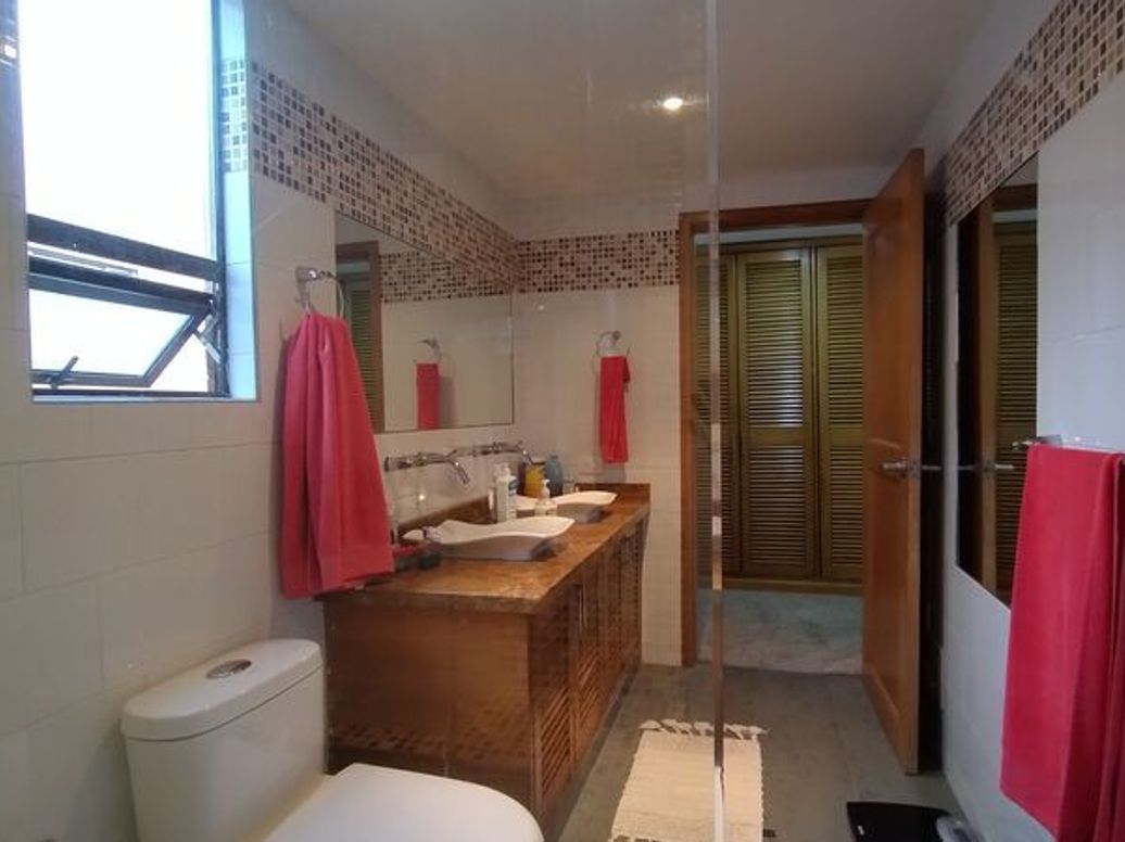 Apartamento de 4 alcobas en venta en San Patricio, Bogotá, 185 m² · foto 12 de 16