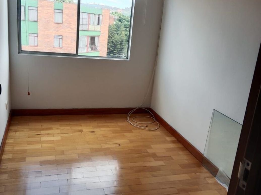 Apartamento de 3 alcobas en venta en Paris, Bogotá, 55 m² · foto 2 de 8