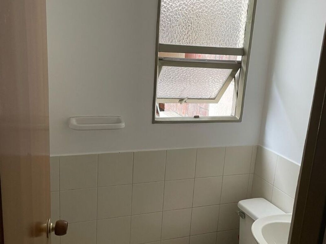 Apartamento de 2 alcobas en venta en Chapinero Central, Bogotá, 58 m² · foto 9 de 18