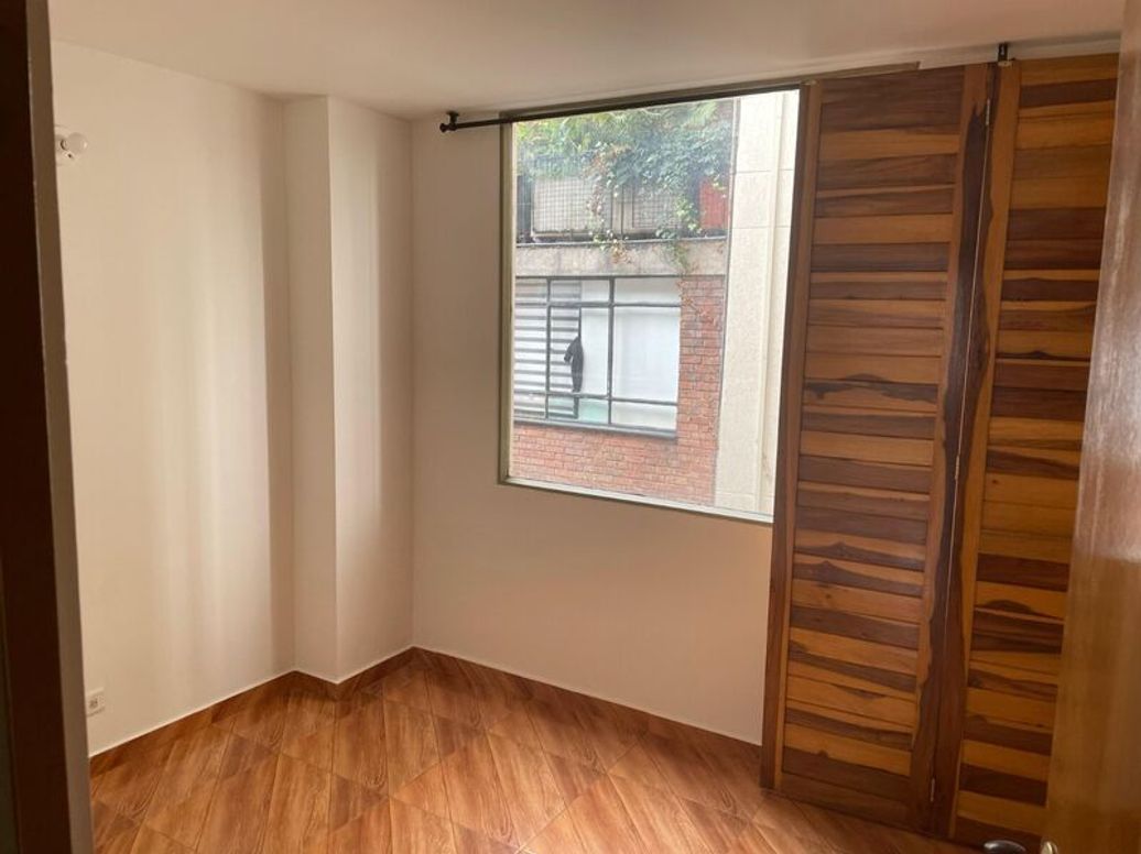 Apartamento de 2 alcobas en venta en Chapinero Central, Bogotá, 58 m² · foto 4 de 18