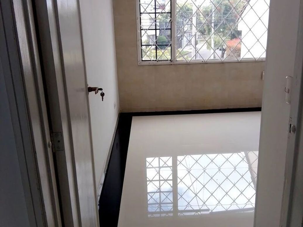 Casa de 4 alcobas en venta en Niza Norte, Bogotá, 219 m² · foto 15 de 20