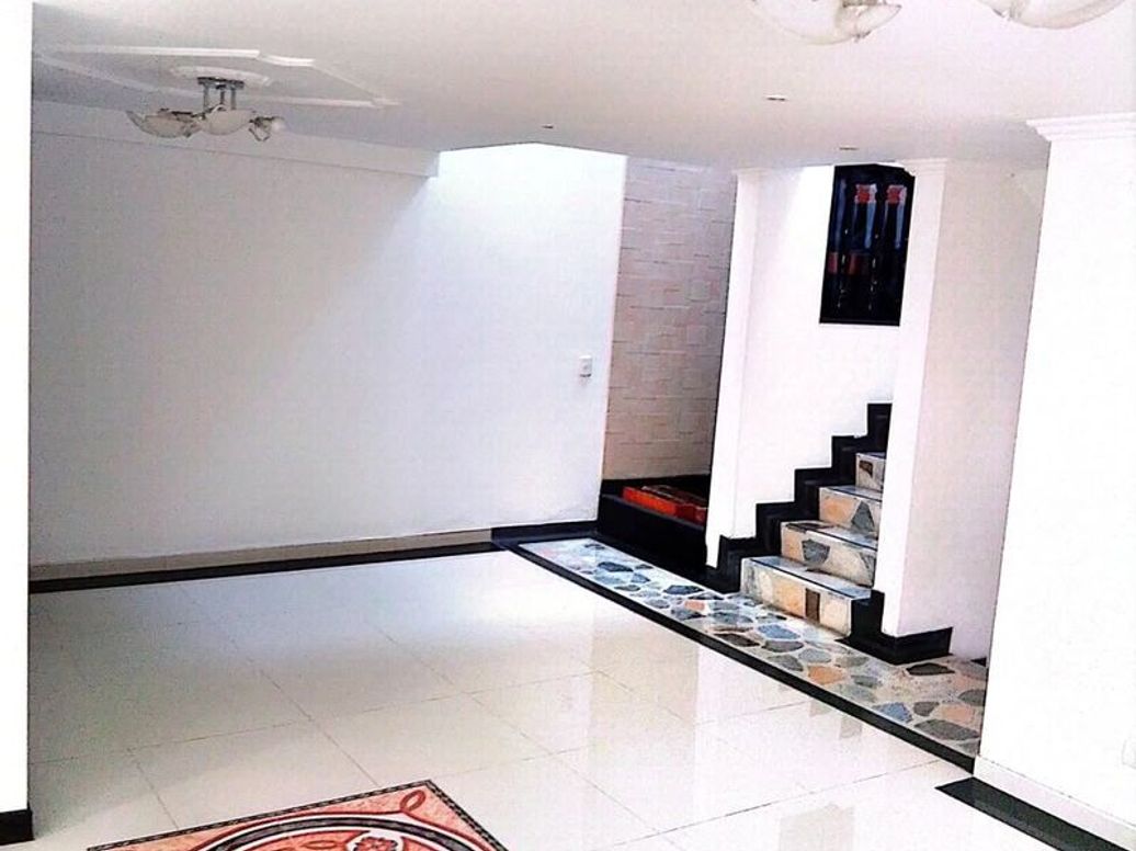 Casa de 4 alcobas en venta en Niza Norte, Bogotá, 219 m² · foto 20 de 20