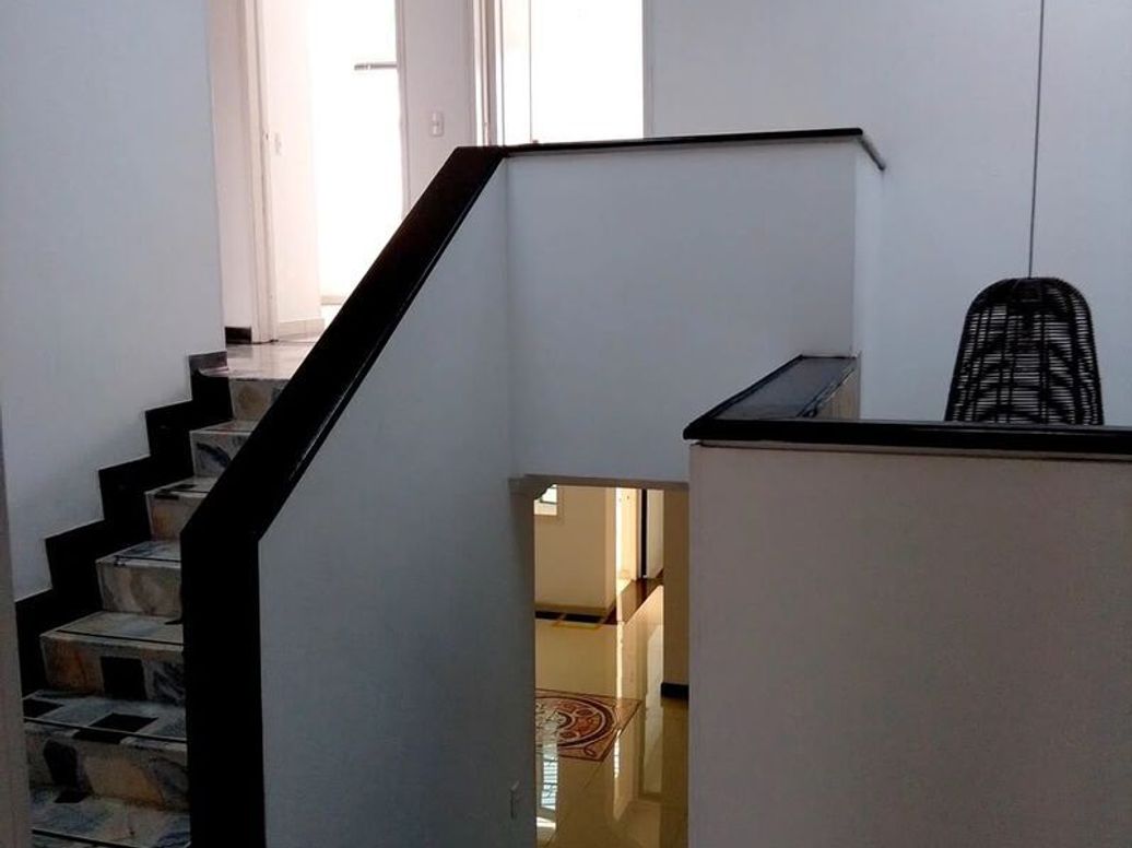 Casa de 4 alcobas en venta en Niza Norte, Bogotá, 219 m² · foto 16 de 20