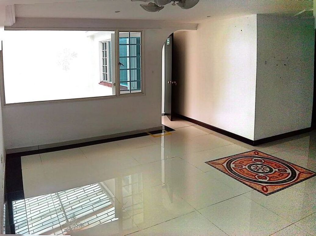 Casa de 4 alcobas en venta en Niza Norte, Bogotá, 219 m² · foto 7 de 20