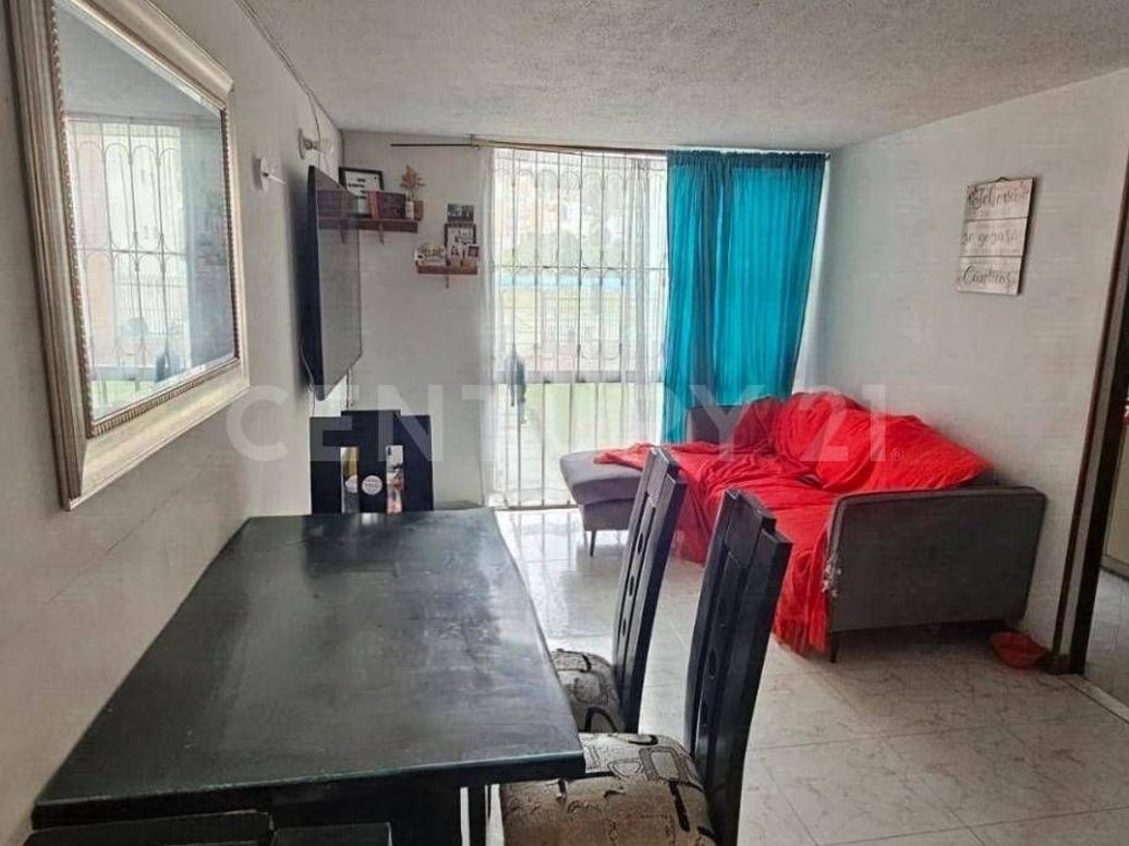 Apartamento de 3 alcobas en venta en Alcazar De Suba, Bogotá, 67 m² · foto 3 de 10