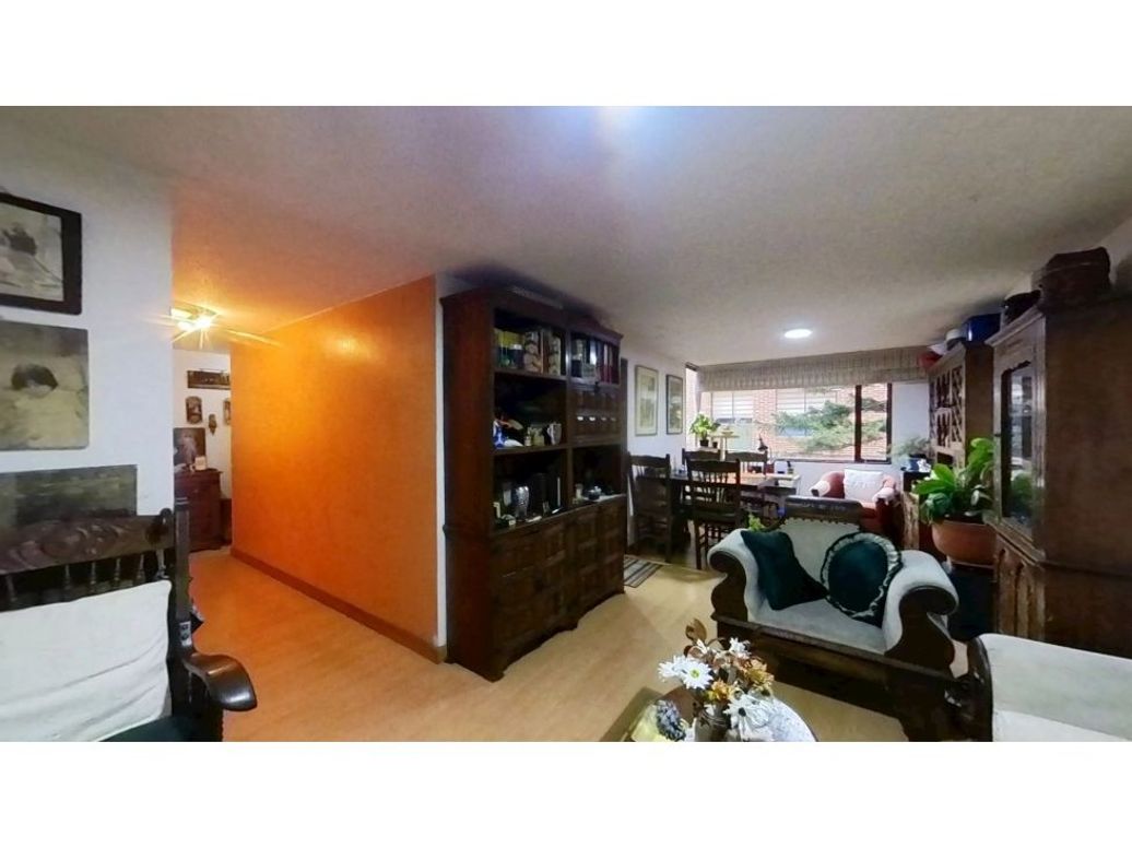 Apartamento de 2 alcobas en venta en Usaquén, Bogotá, 68 m² · foto 2 de 10