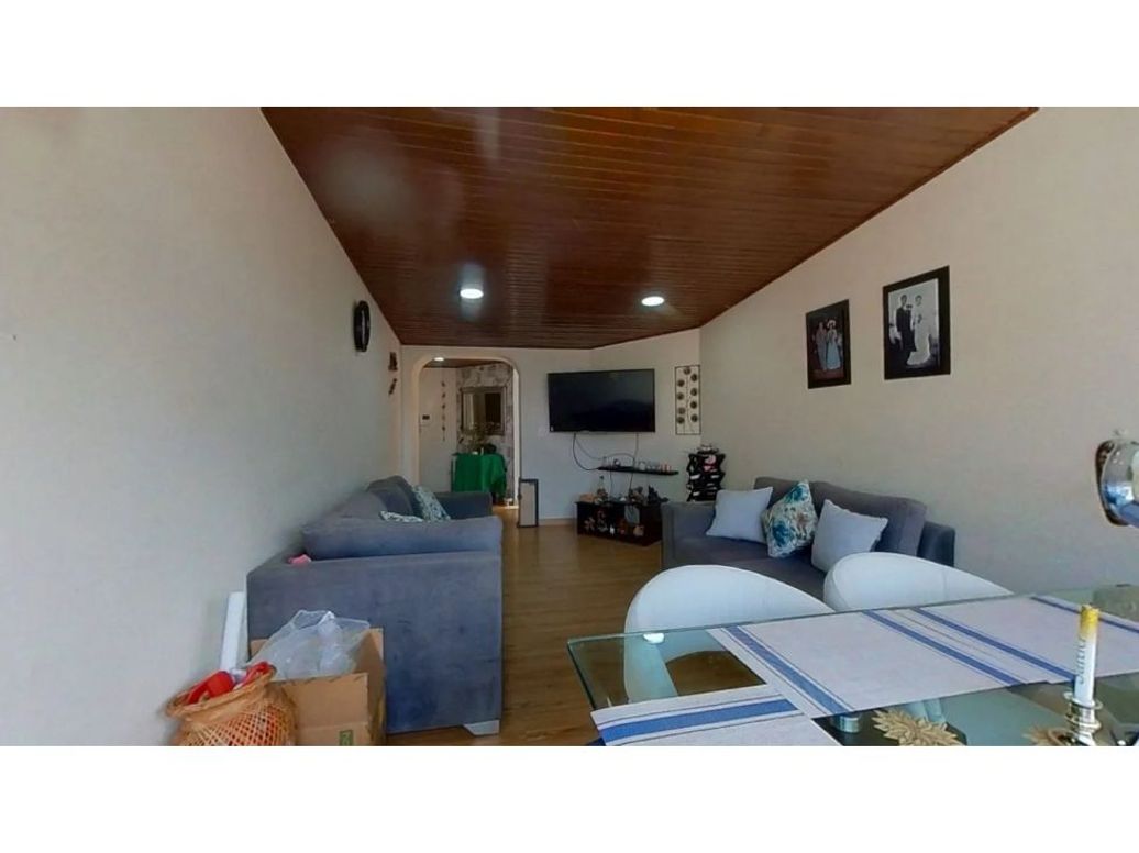 Apartamento de 3 alcobas en venta en Usaquén, Bogotá, 75 m² · foto 2 de 10