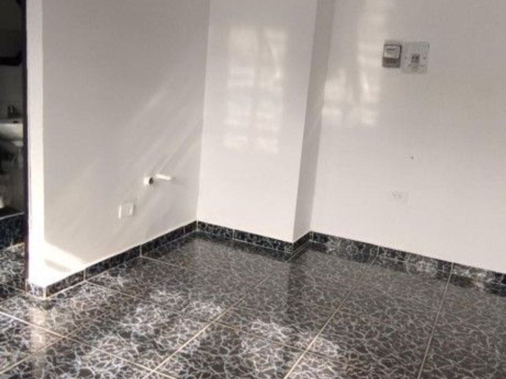 Casa de 3 alcobas en venta en Las Dos Avenidas Et. I, Bogotá, 175 m² · foto 2 de 20