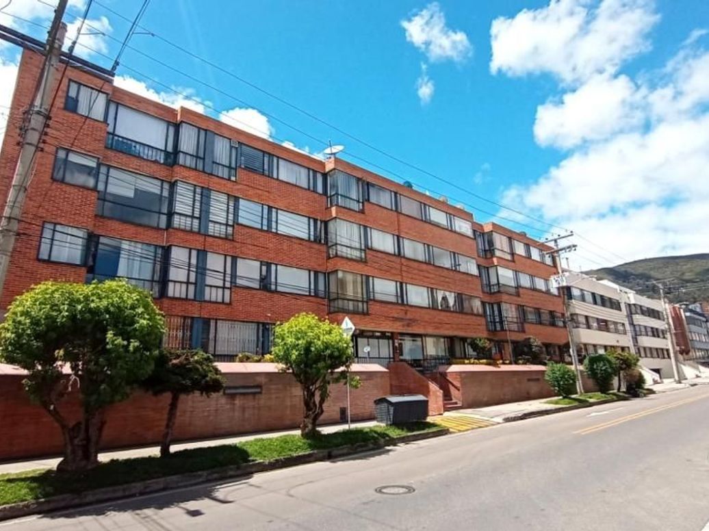 APARTAMENTO EN ARRIENDO en Cedro Salazar