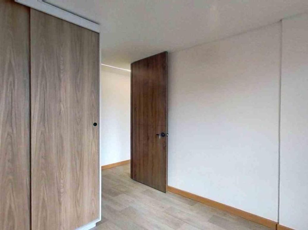 Apartamento de 2 alcobas en venta en Hayuelos, Bogotá, 35 m² · foto 4 de 20