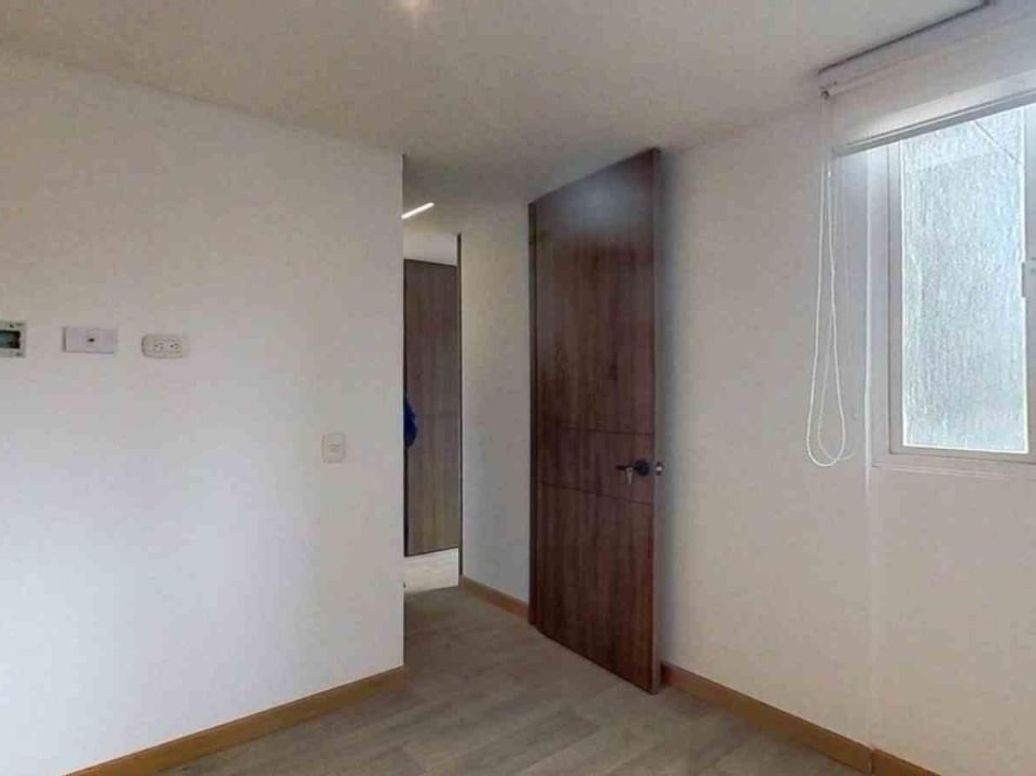 Apartamento de 2 alcobas en venta en Hayuelos, Bogotá, 35 m² · foto 8 de 20