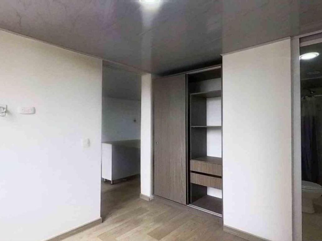 Apartamento de 1 alcoba en venta en Hayuelos, Bogotá, 29 m² · foto 3 de 20