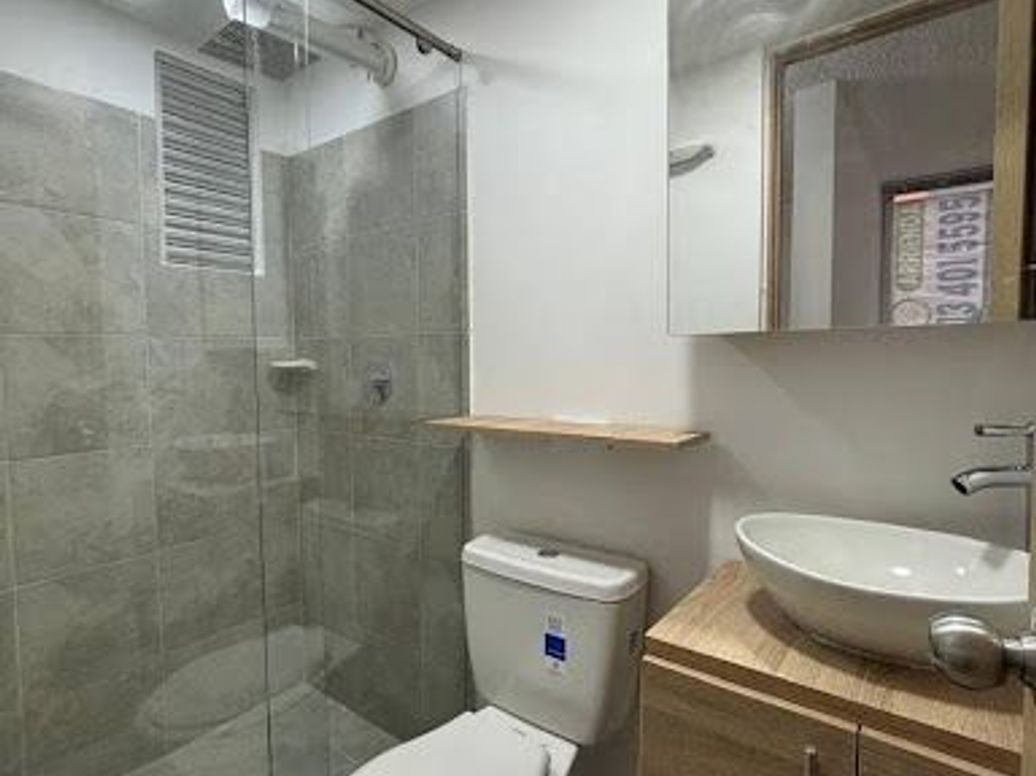 Apartaestudio en arriendo en El Dorado, Bogotá, 36 m² · foto 8 de 11