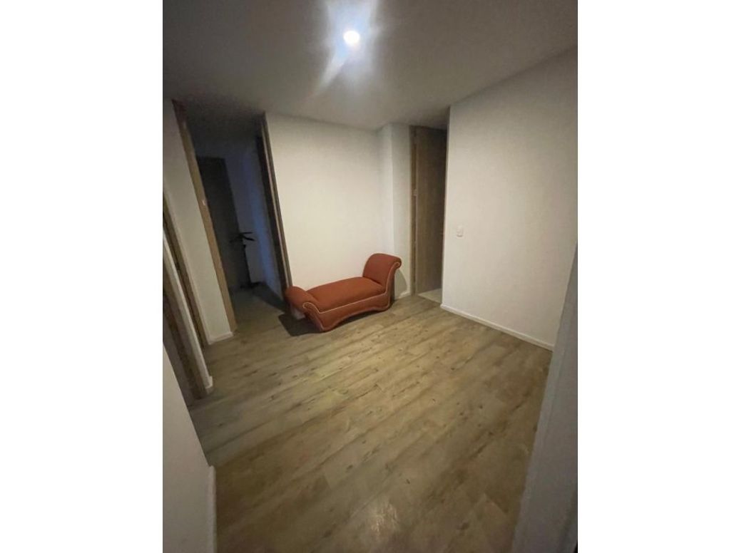 Apartamento de 3 alcobas en venta en La Laguna, Bogotá, 73 m² · foto 8 de 12