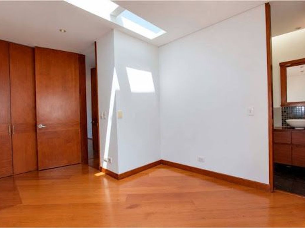 Apartamento de 2 alcobas en venta en Bosque Calderón, Bogotá, 85 m² · foto 11 de 19