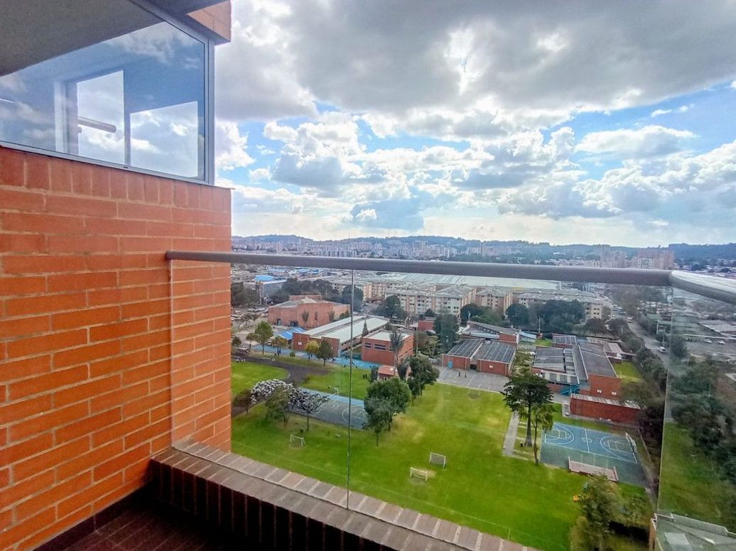 Apartamento de 3 alcobas en venta en San Antonio Nor - Occidental, Bogotá, 82 m² · foto 11 de 14