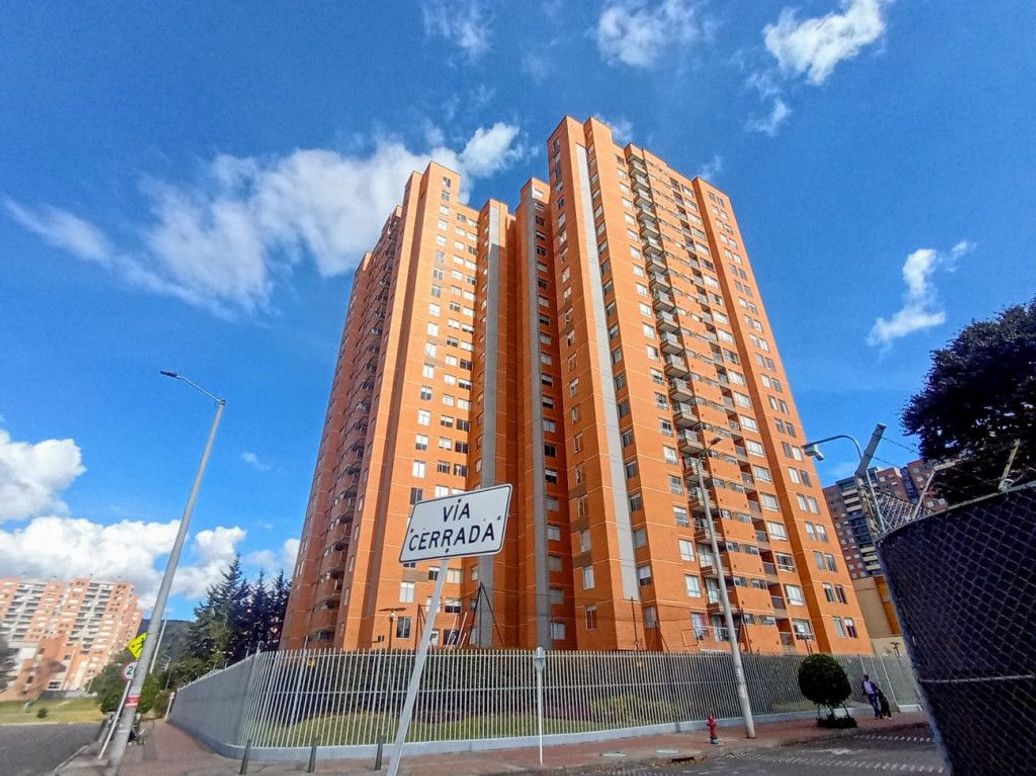 Apartamento de 3 alcobas en venta en San Antonio Nor - Occidental, Bogotá, 82 m² · foto 14 de 14