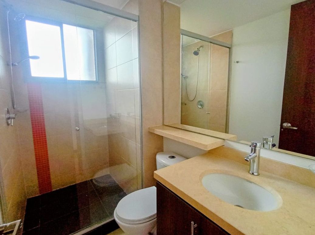 Apartamento de 3 alcobas en venta en San Antonio Nor - Occidental, Bogotá, 82 m² · foto 13 de 14