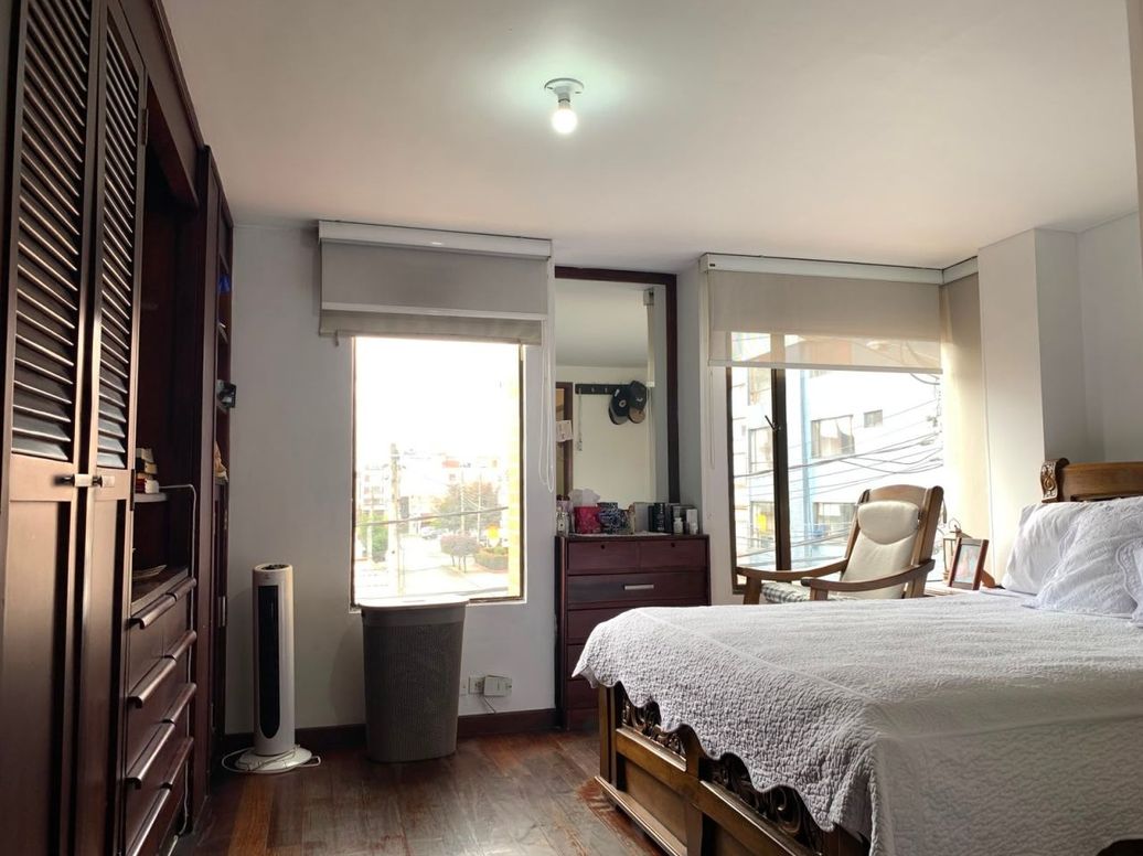 Apartamento de 2 alcobas en venta en El Batan, Bogotá, 171 m² · foto 7 de 20
