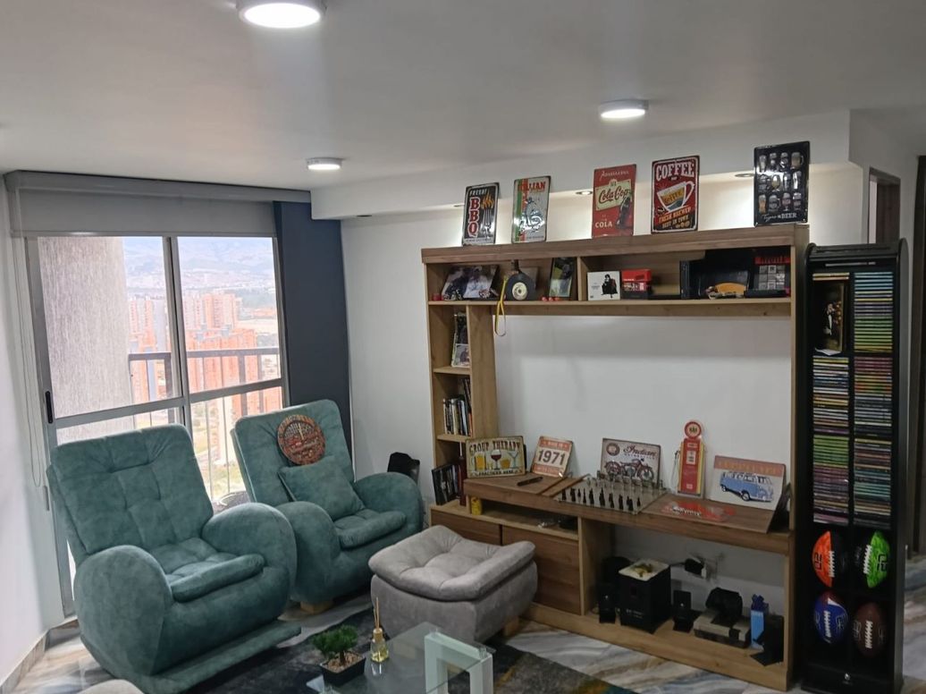 Apartamento de 2 alcobas en venta en El Ensueño, Bogotá, 46 m² · foto 2 de 10