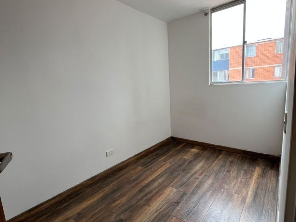 Apartamento de 3 alcobas en venta en San Bernardino Xxii, Bogotá, 47 m² · foto 7 de 12