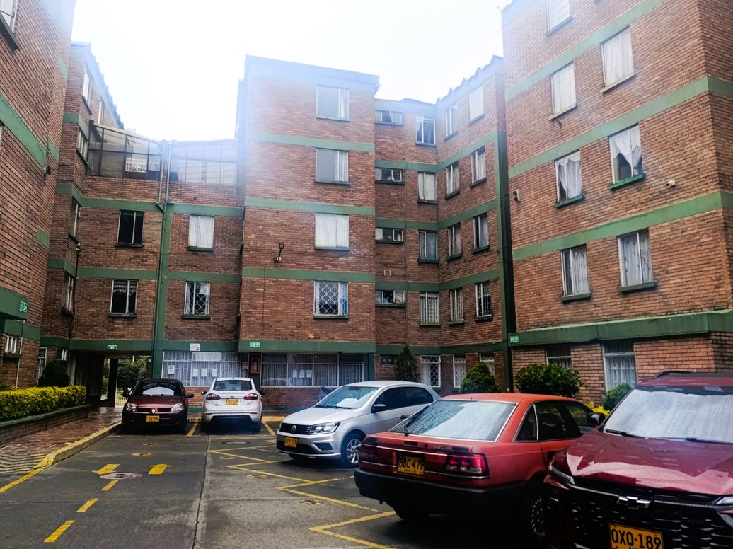 Apartamento de 4 alcobas en venta en Lunapark, Bogotá, 156 m² · foto 19 de 20