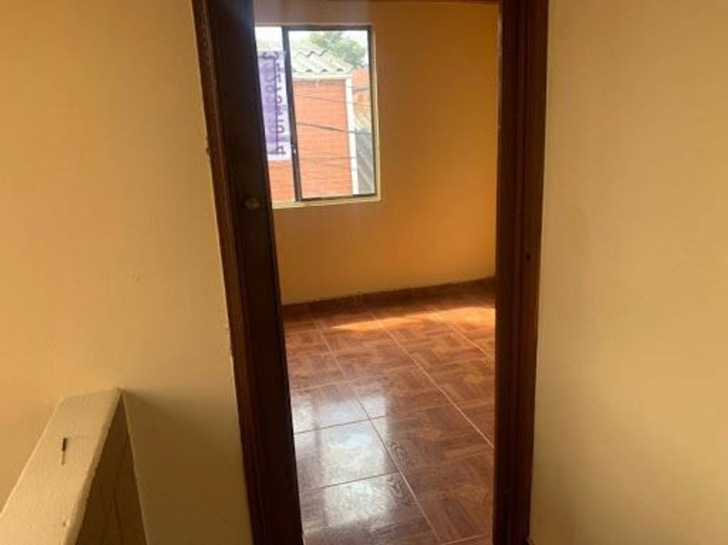 Casa de 5 alcobas en arriendo en Fontibón, Bogotá, 78 m² · foto 11 de 18