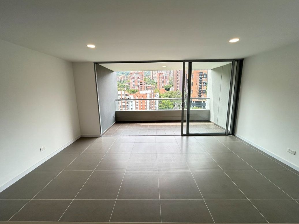 APARTAMENTO EN ARRIENDO UBICADO ENVIGADO SECTOR LOMA CUMBRES en La Sebastiana