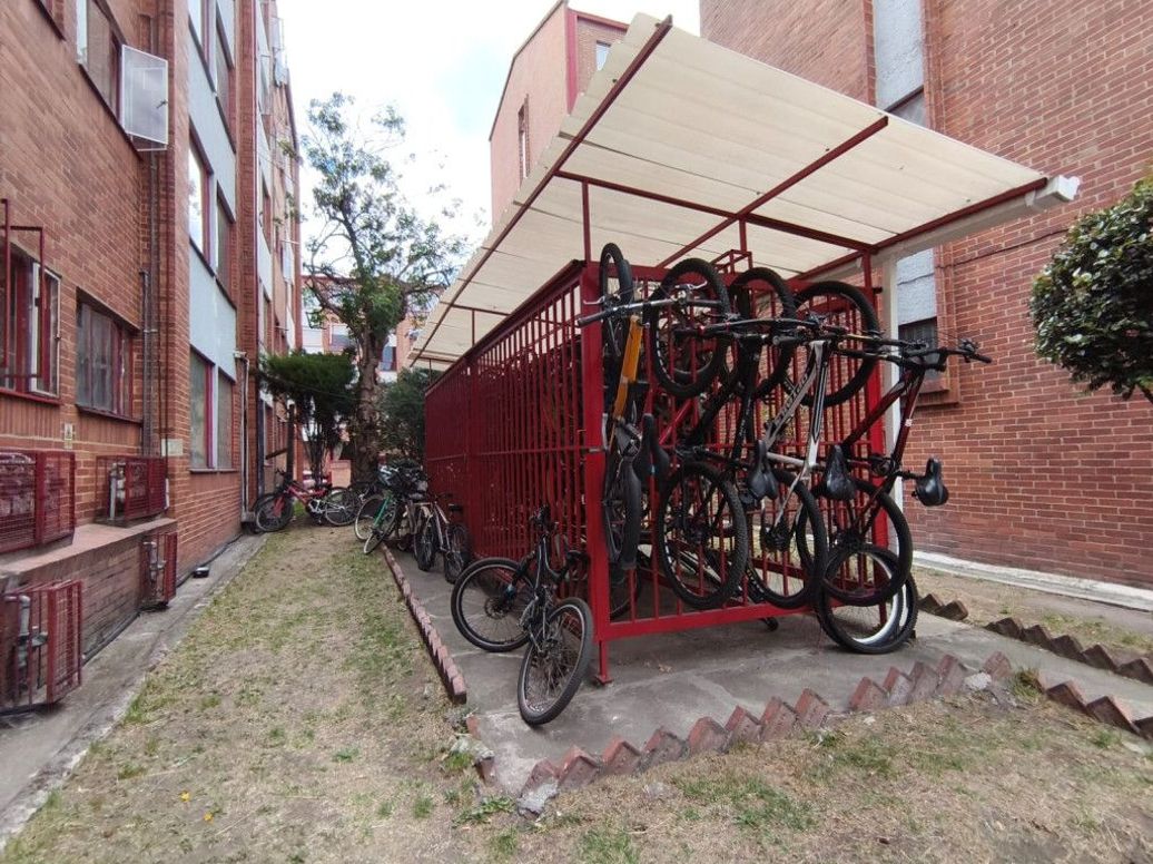Apartamento de 3 alcobas en venta en Remanso Sur, Bogotá, 51 m² · foto 14 de 16
