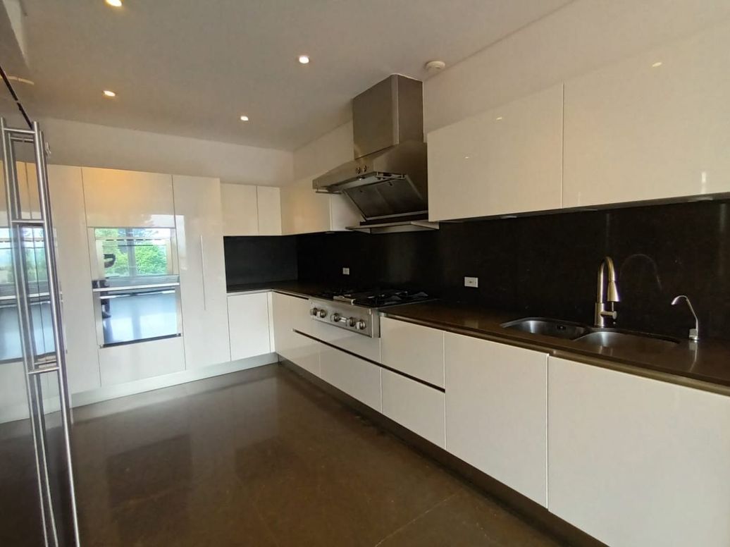 Apartamento de 3 alcobas en venta en Los Rosales, Bogotá, 319 m² · foto 9 de 20