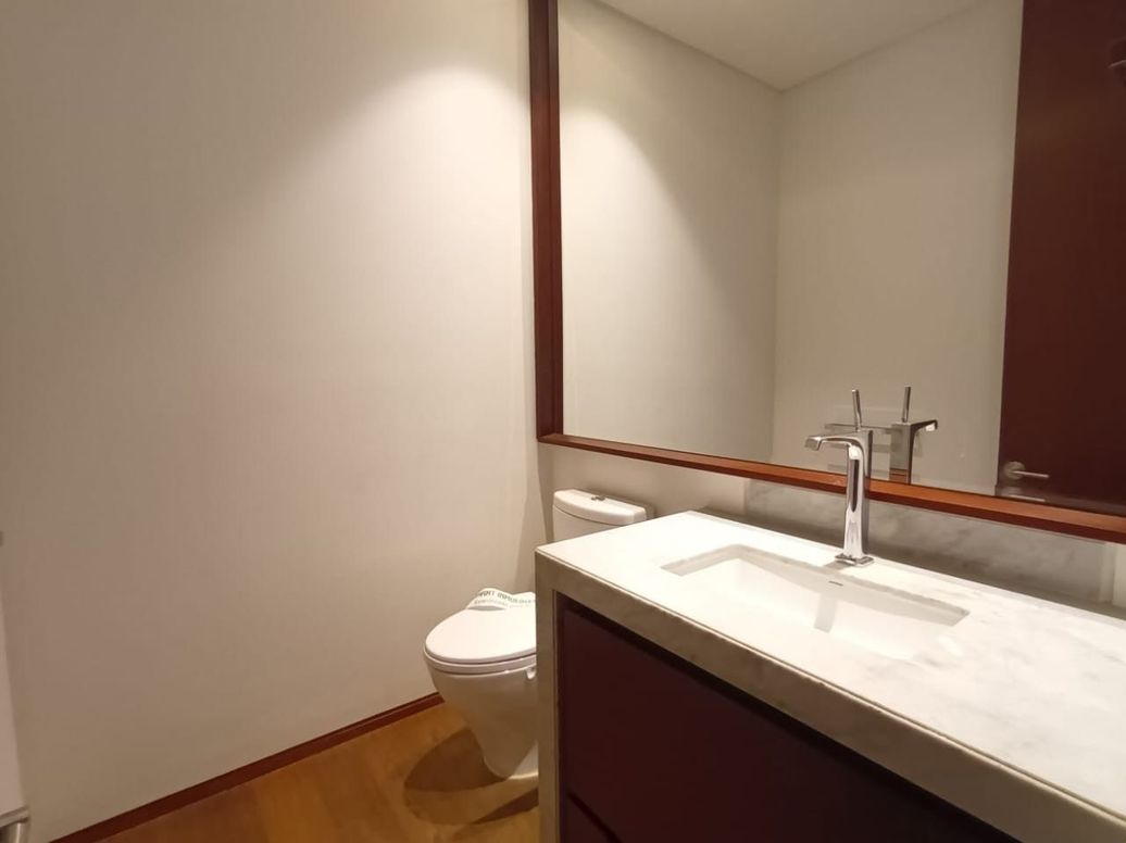 Apartamento de 3 alcobas en venta en Los Rosales, Bogotá, 319 m² · foto 7 de 20