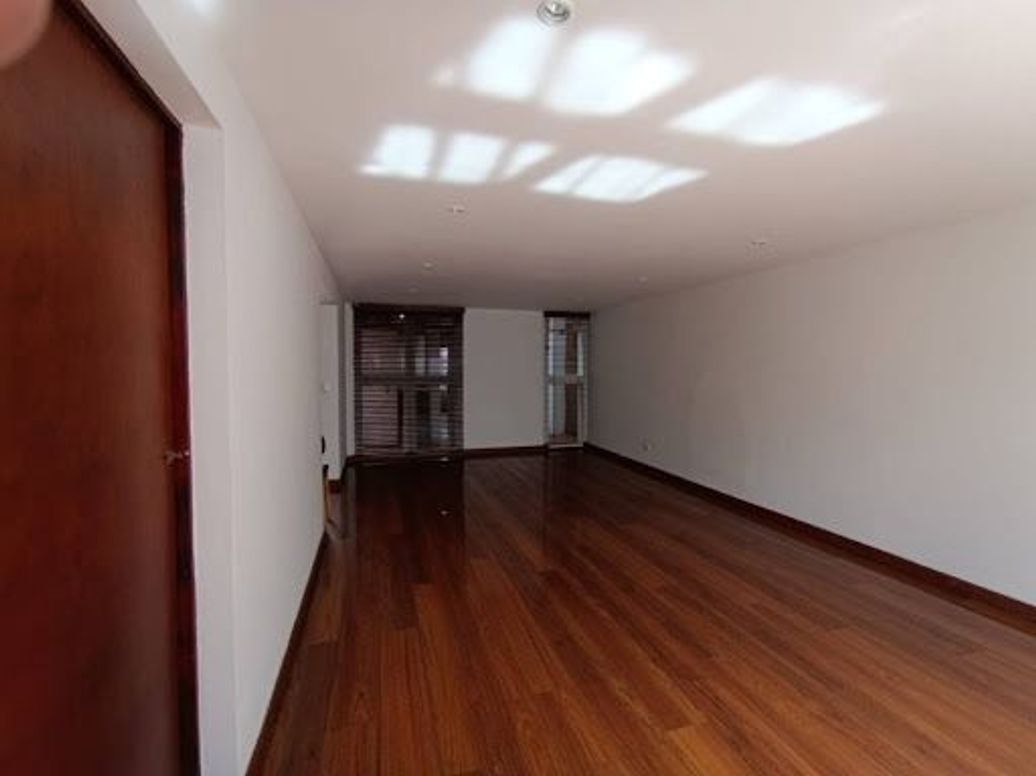 Casa de 5 alcobas en venta en Las Margaritas, Bogotá, 204 m² · foto 18 de 20