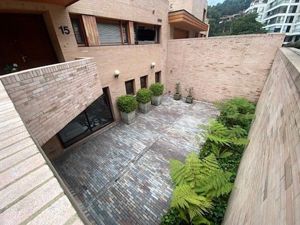 Casa de 5 alcobas en venta en Ub. Bosques De Medina, Bogotá, 538 m² · foto 2 de 20