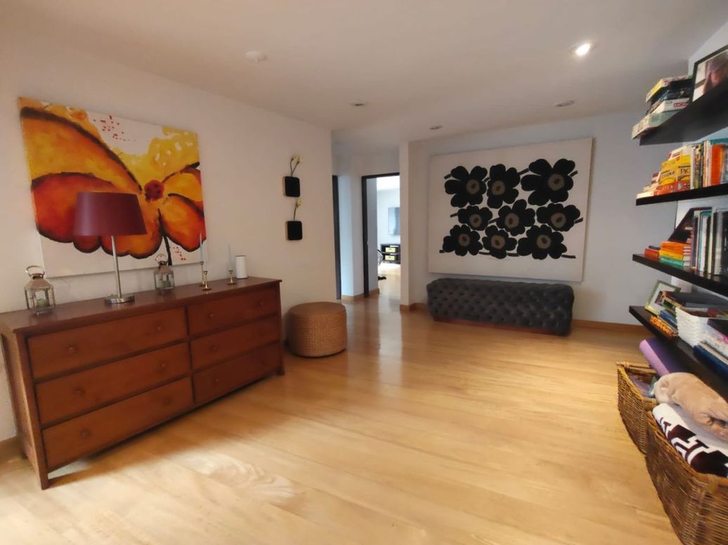 Apartamento de 3 alcobas en venta en La Cabrera, Bogotá, 313 m² · foto 14 de 20