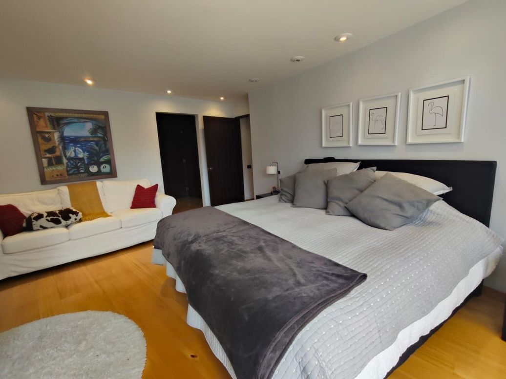 Apartamento de 3 alcobas en venta en La Cabrera, Bogotá, 313 m² · foto 16 de 20