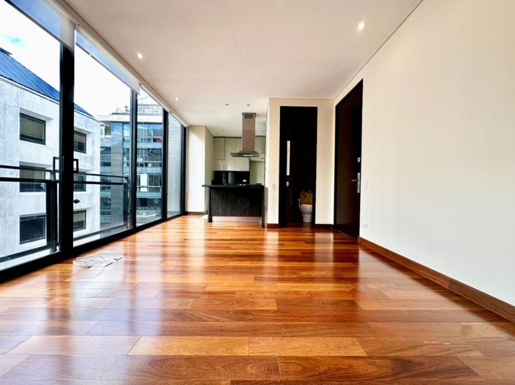 APARTAESTUDIO EN ARRIENDO en Los Rosales