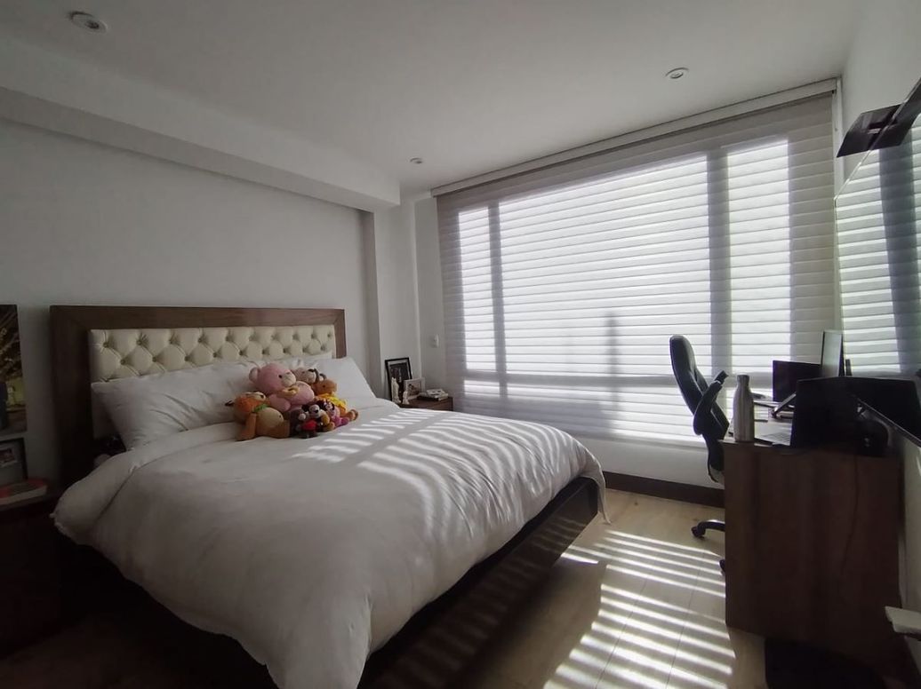 Apartamento de 2 alcobas en venta en Santa Barbara Oriental, Bogotá, 71 m² · foto 10 de 20