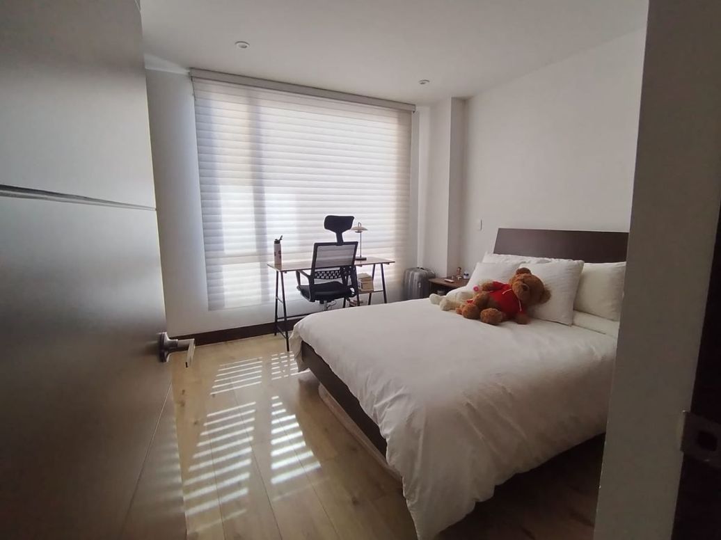 Apartamento de 2 alcobas en venta en Santa Barbara Oriental, Bogotá, 71 m² · foto 9 de 20