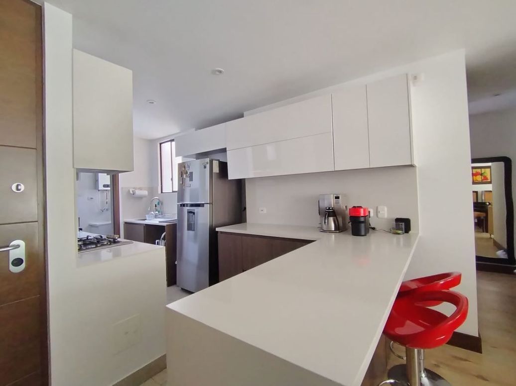 Apartamento de 2 alcobas en venta en Santa Barbara Oriental, Bogotá, 71 m² · foto 13 de 20
