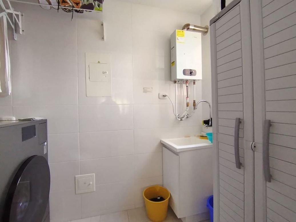 Apartamento de 2 alcobas en venta en Santa Barbara Oriental, Bogotá, 71 m² · foto 17 de 20