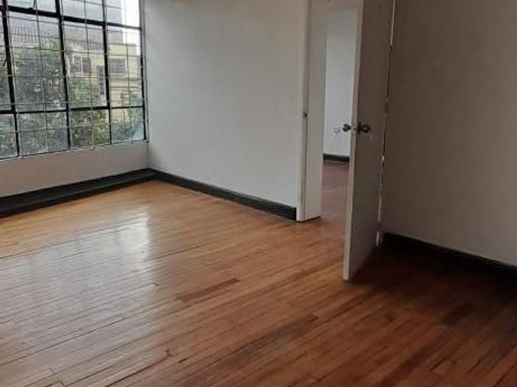 Apartamento de 4 alcobas en venta en Sears, Bogotá, 110 m² · foto 4 de 16