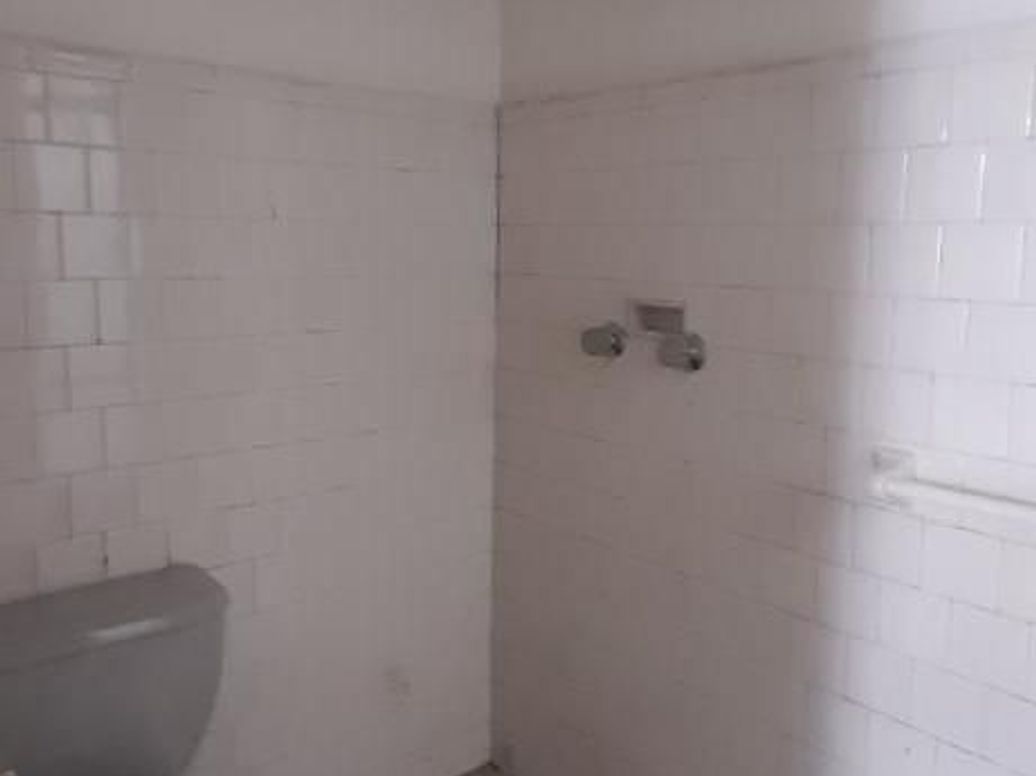 Apartamento de 4 alcobas en venta en Sears, Bogotá, 110 m² · foto 9 de 16